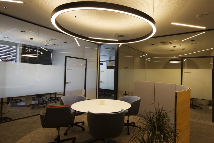 Fordított okosfólia opálos állapotban